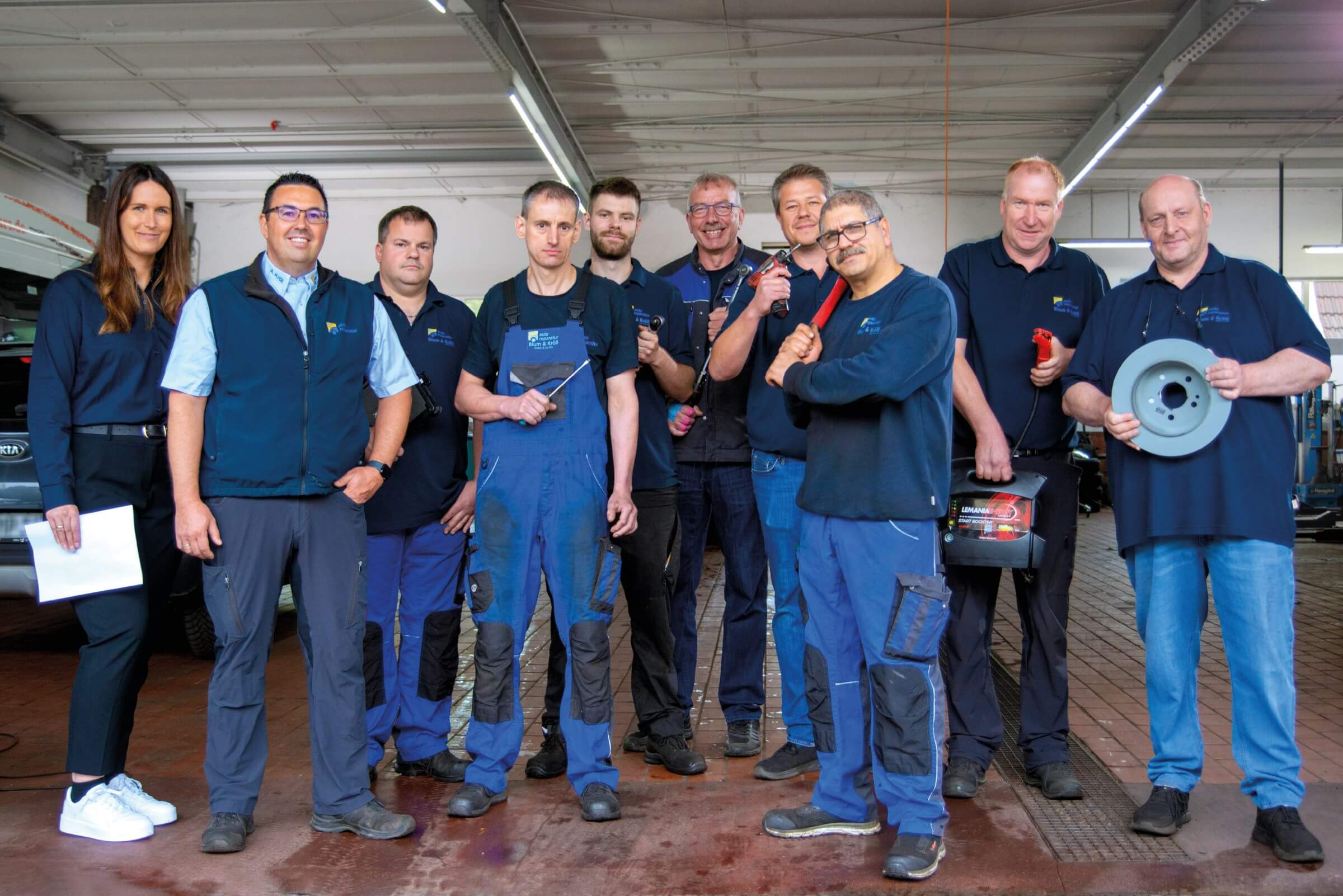 Team Taubenweg bei Autoreparatur Blum & Kröll Bild: Team Taubenweg bei Autoreparatur Blum & Kröll